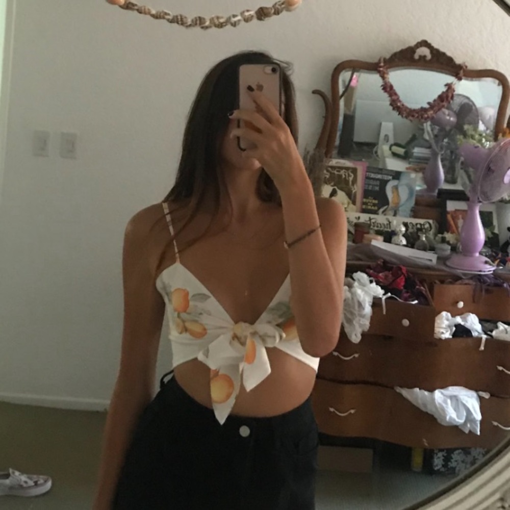 Lemon Crop Top - Picture 8 of 8